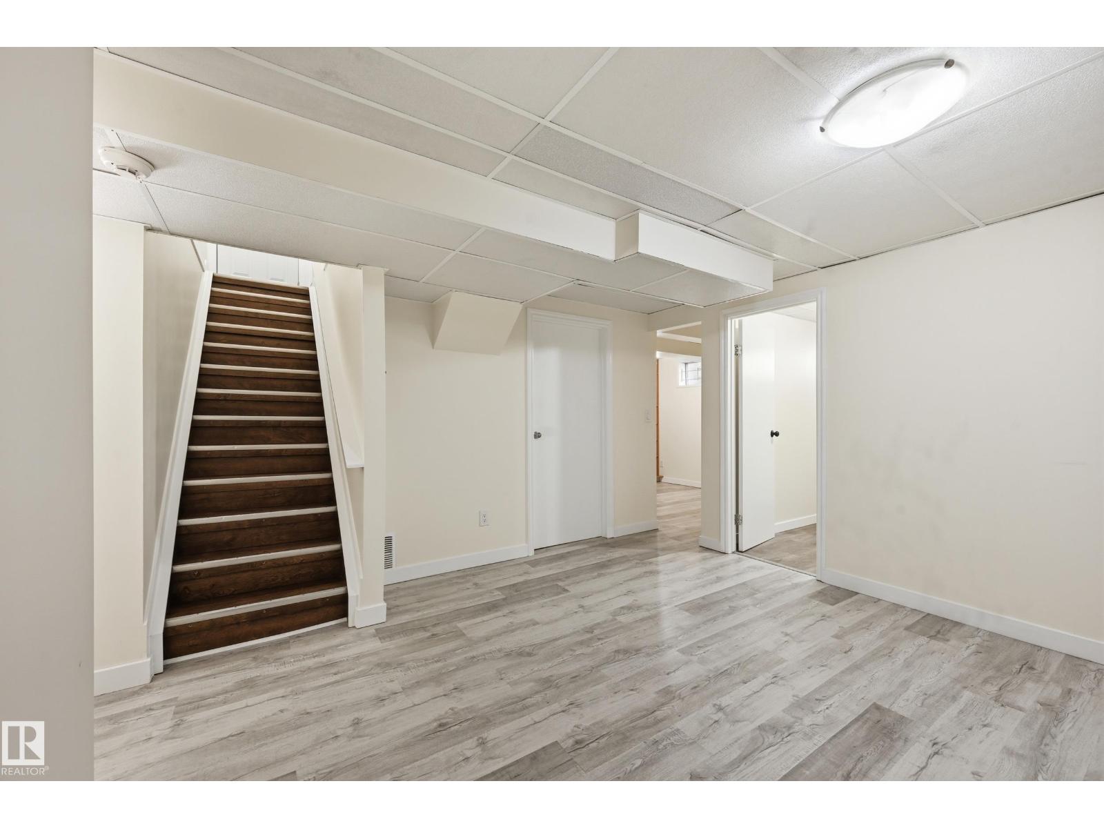 18424 96A AV NW, Edmonton