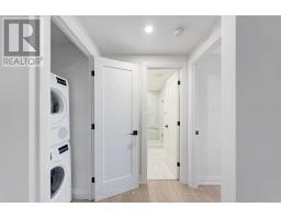 303 - 102 Bronte Road, Oakville, ON L6L6J5 Photo 11