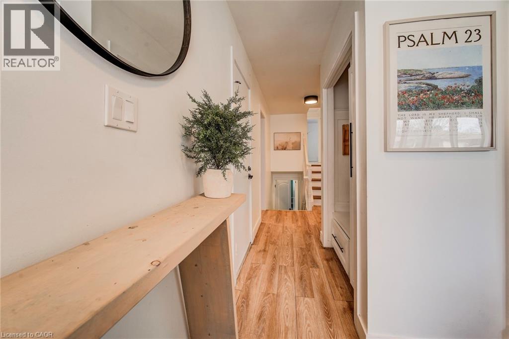43 SOUTHVIEW Crescent, Cambridge, Ontario, N1P1A3 — Photo 4