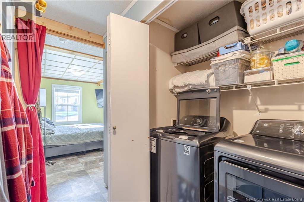 41 Bayberry Street - 15