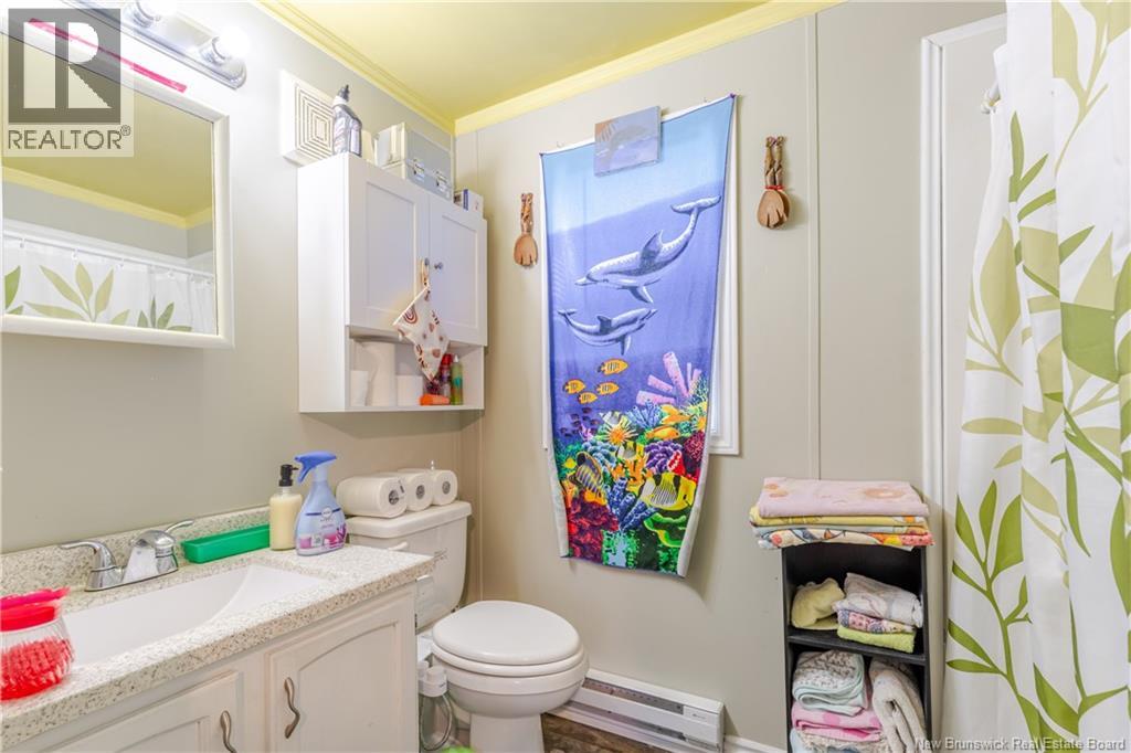 41 Bayberry Street - 27