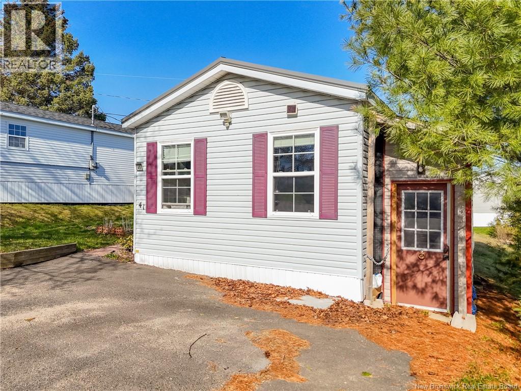 41 Bayberry Street - 6