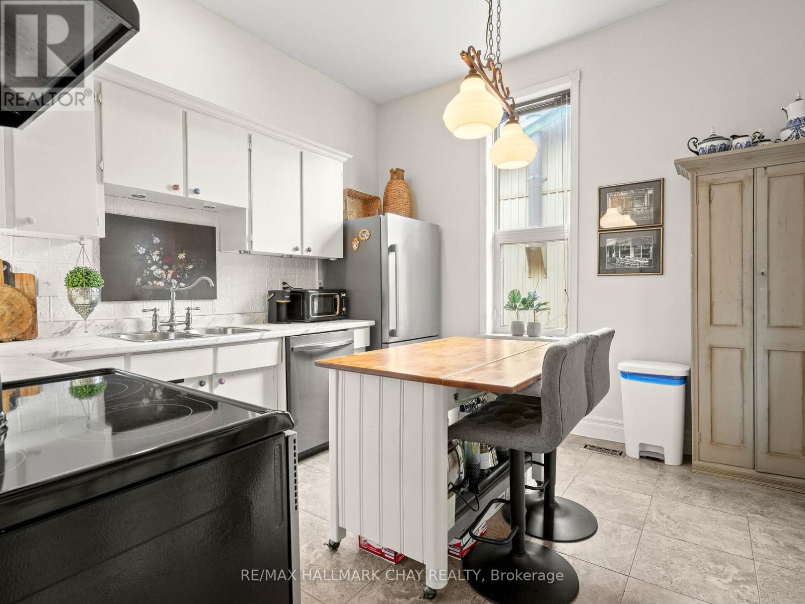 321 OWEN SOUND STREET - 14