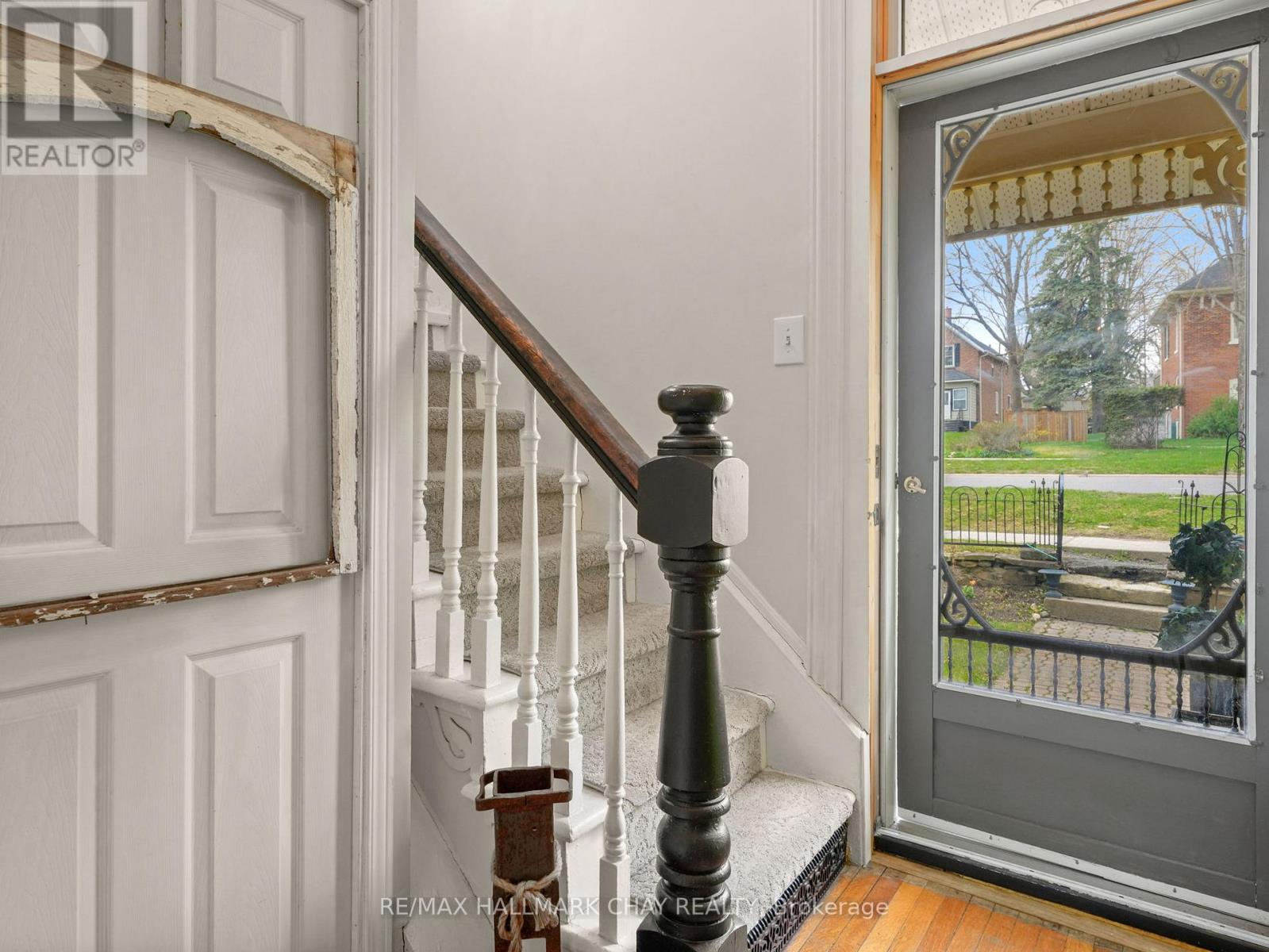 321 OWEN SOUND STREET - 6