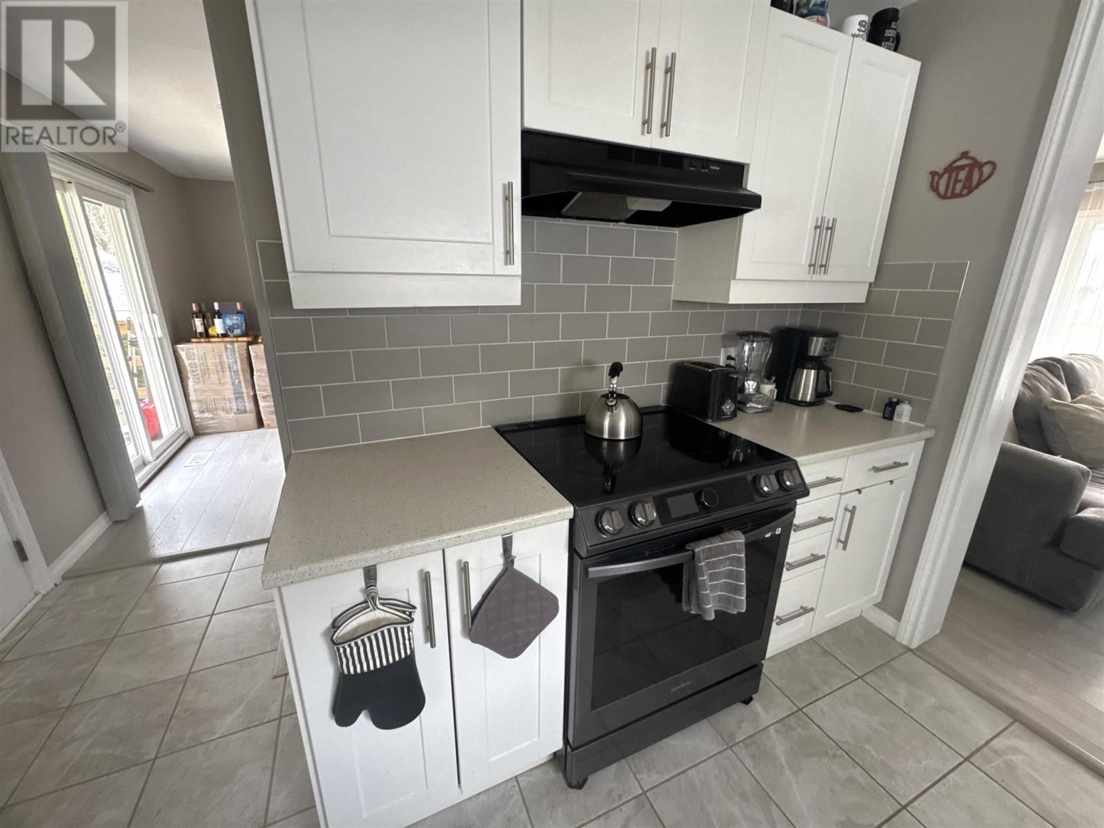 44 Axmith AVE, Elliot Lake, Ontario, P5A1B7 — Photo 9