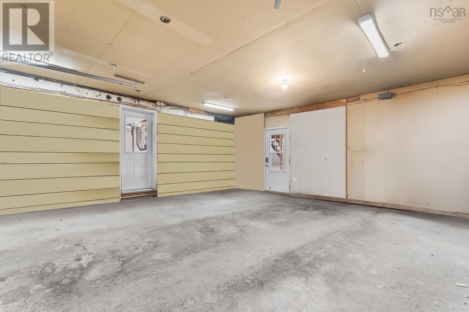 114 Bog Road - 35