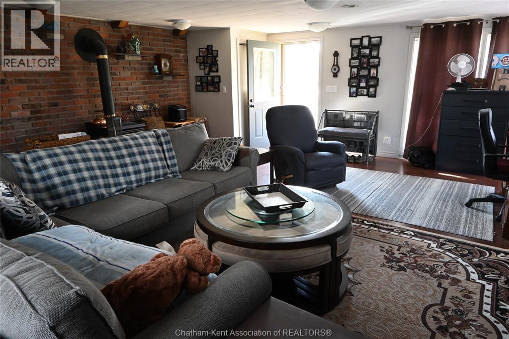 2 Freda STREET - 4