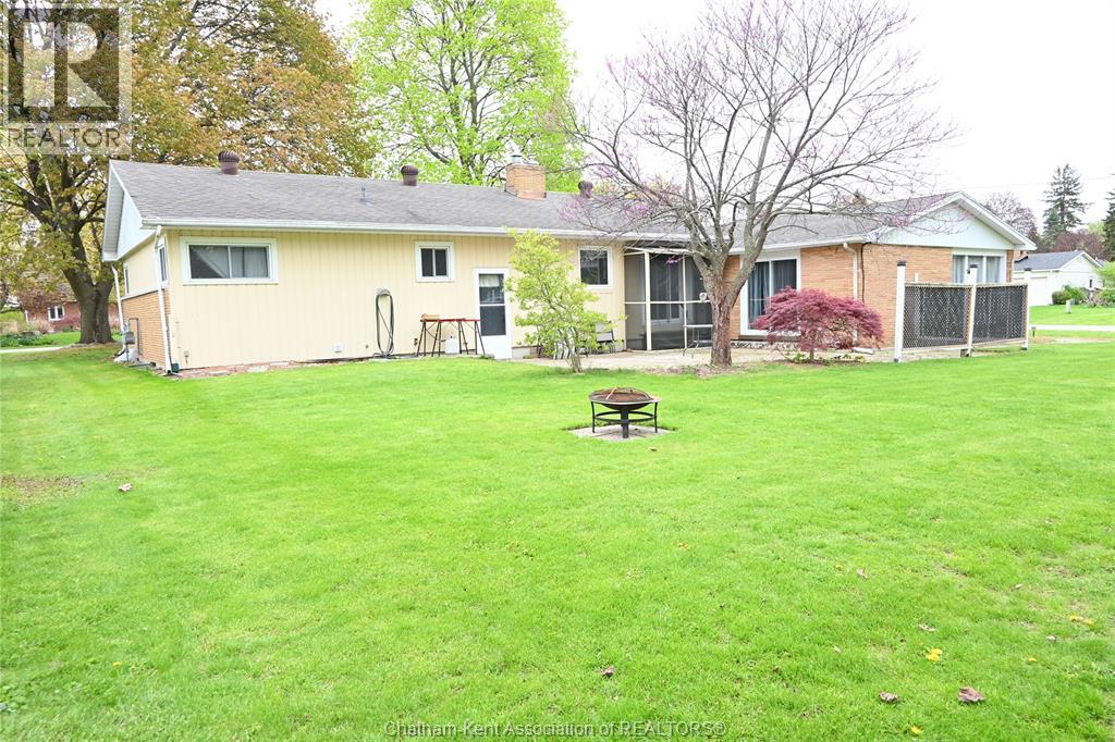 2 Freda STREET - 35