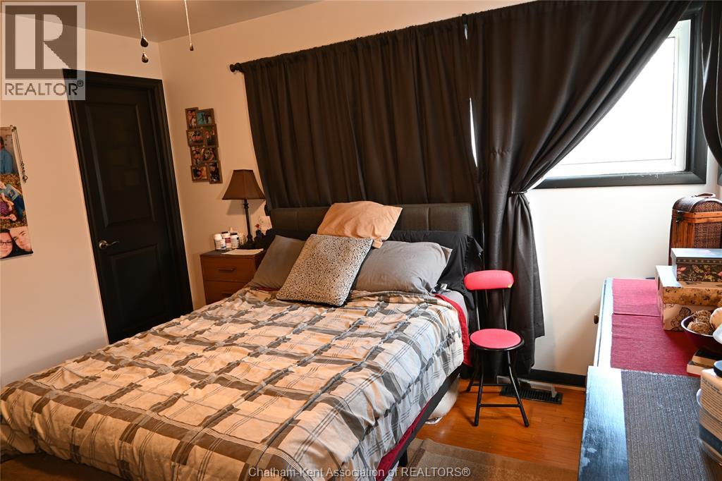 2 Freda STREET - 21