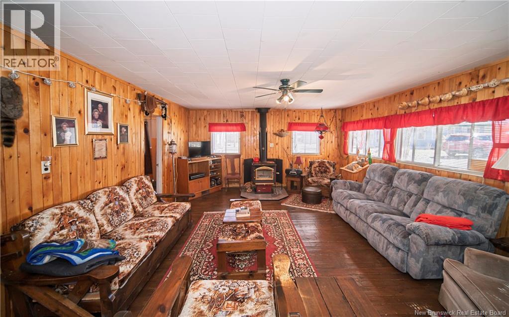 9 Curtis Lane - 8
