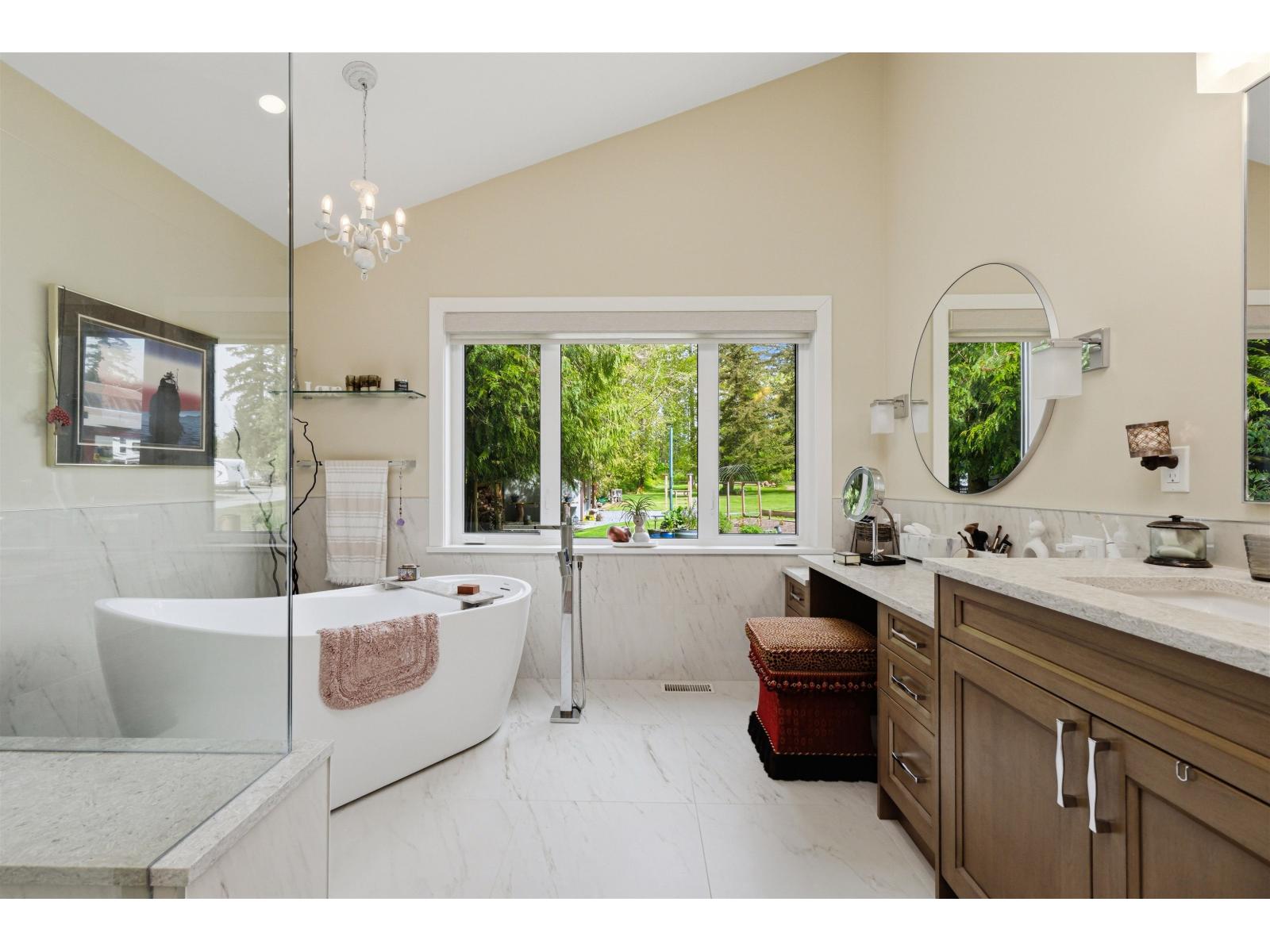 3 Bed, 4 Bath House for Sale in Langley – 23541 24 AVENUE, Langley - Image 16