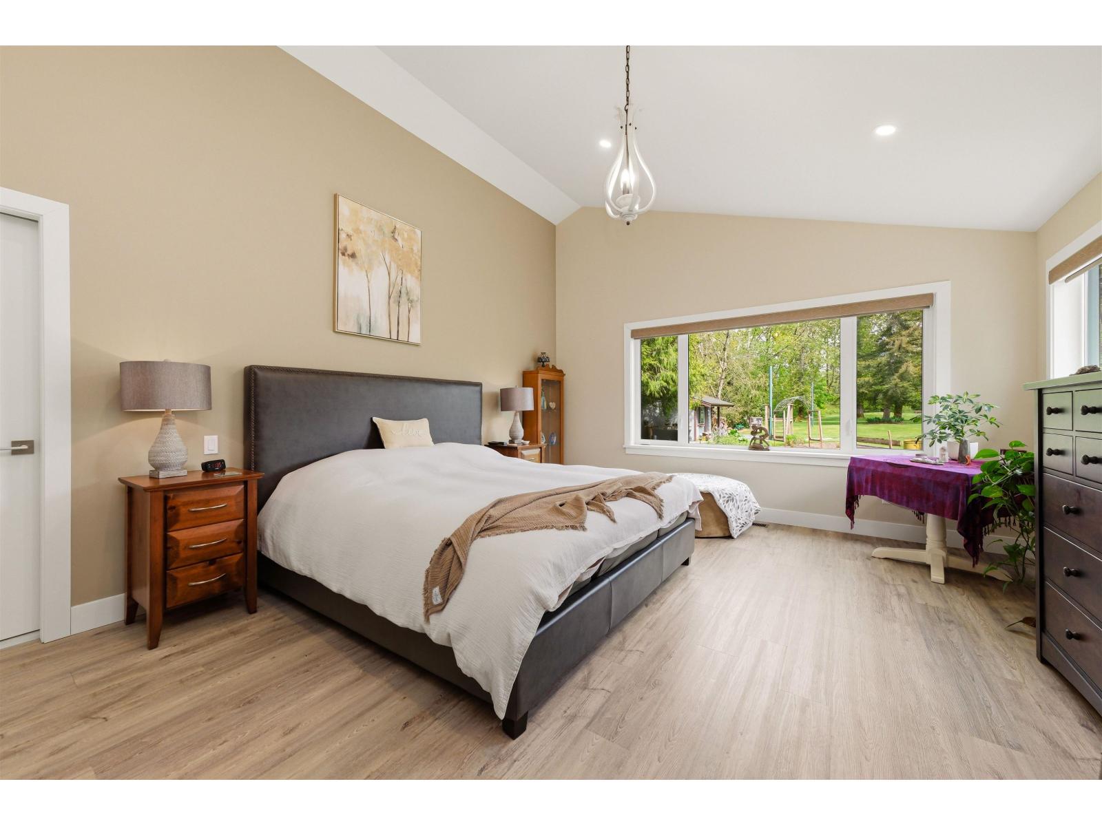3 Bed, 4 Bath House for Sale in Langley – 23541 24 AVENUE, Langley - Image 15