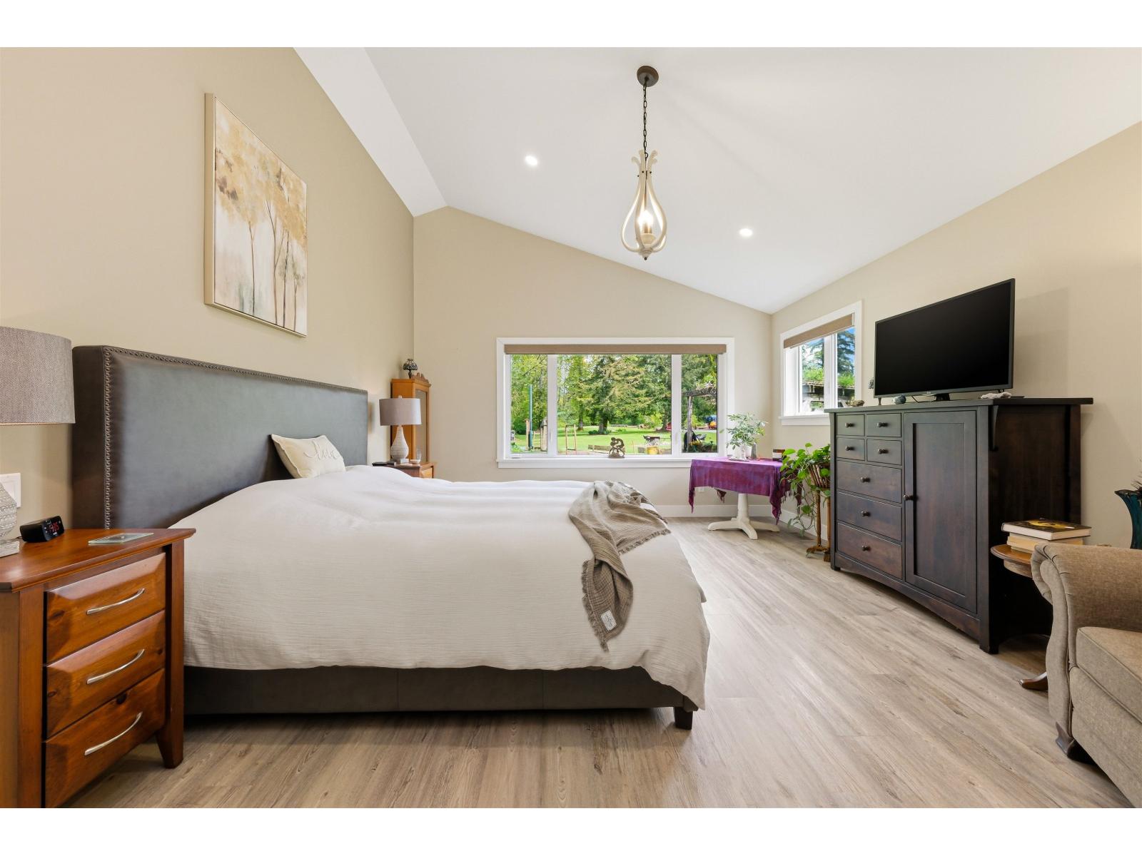 3 Bed, 4 Bath House for Sale in Langley – 23541 24 AVENUE, Langley - Image 14