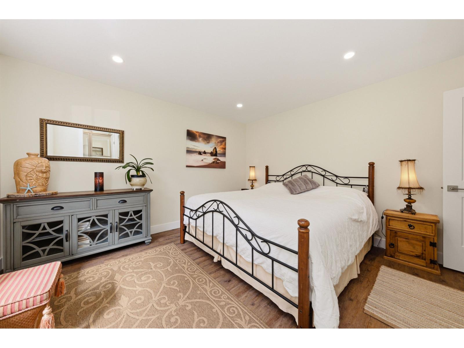 3 Bed, 4 Bath House for Sale in Langley – 23541 24 AVENUE, Langley - Image 18