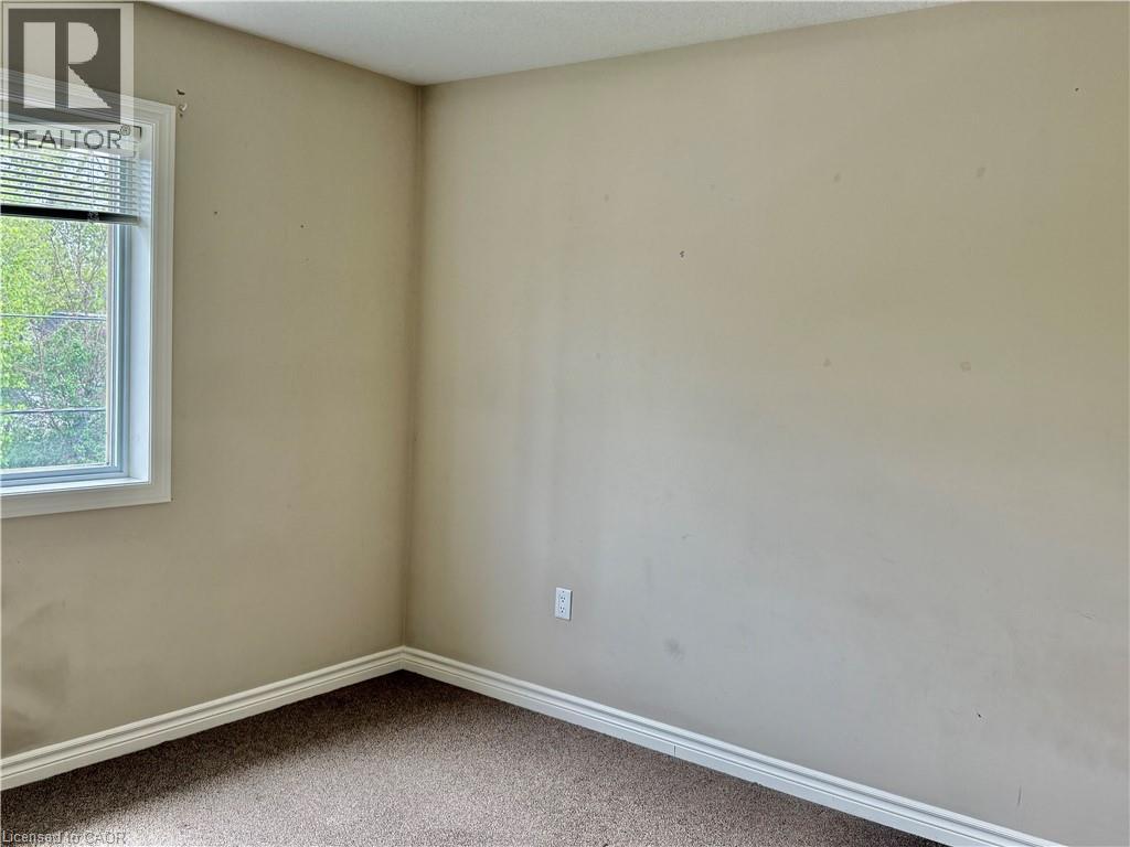 38 BEAUFORT Street, London, Ontario, N6G1A8 — Photo 9