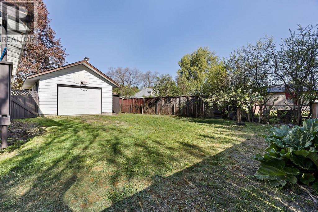 2340 Wilson Avenue - 36
