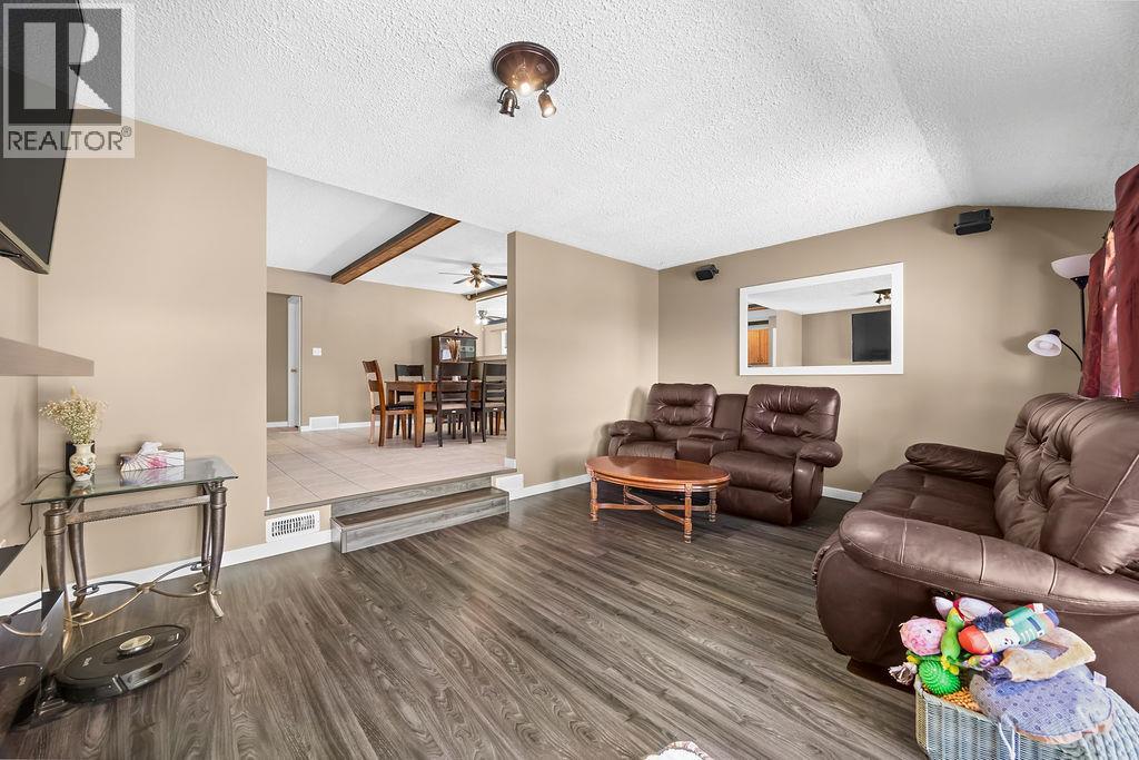 2340 Wilson Avenue - 13