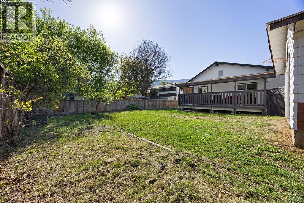 2340 Wilson Avenue - 37