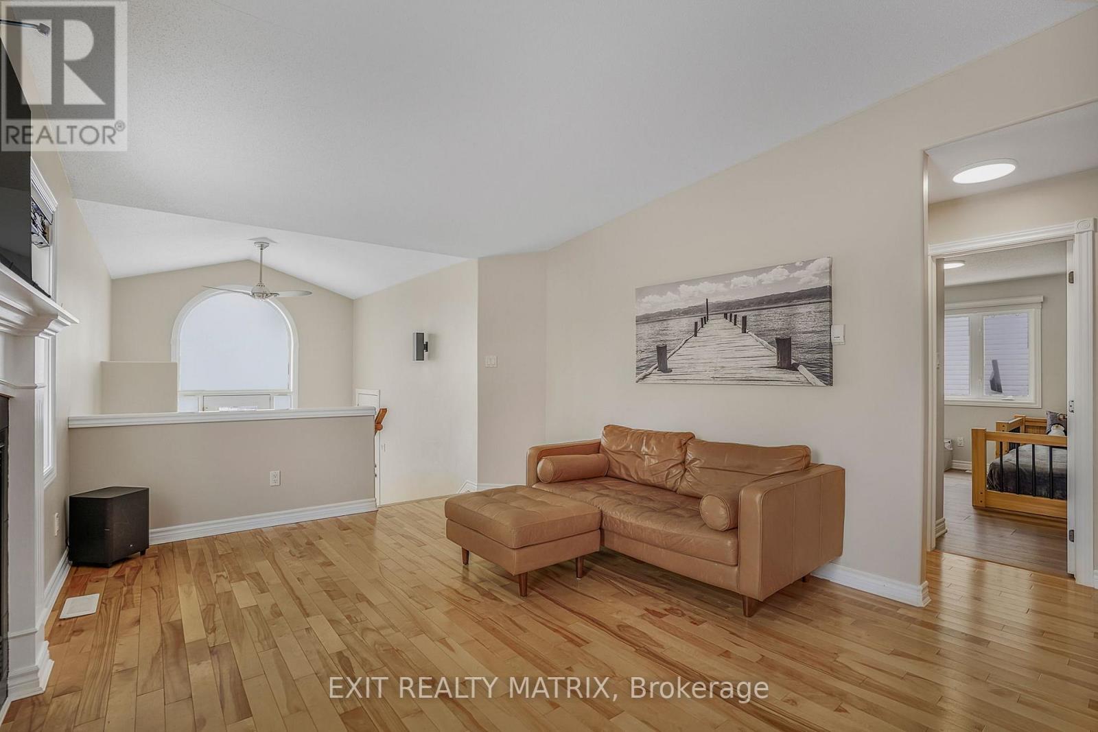 403 CENTENAIRE STREET - 5