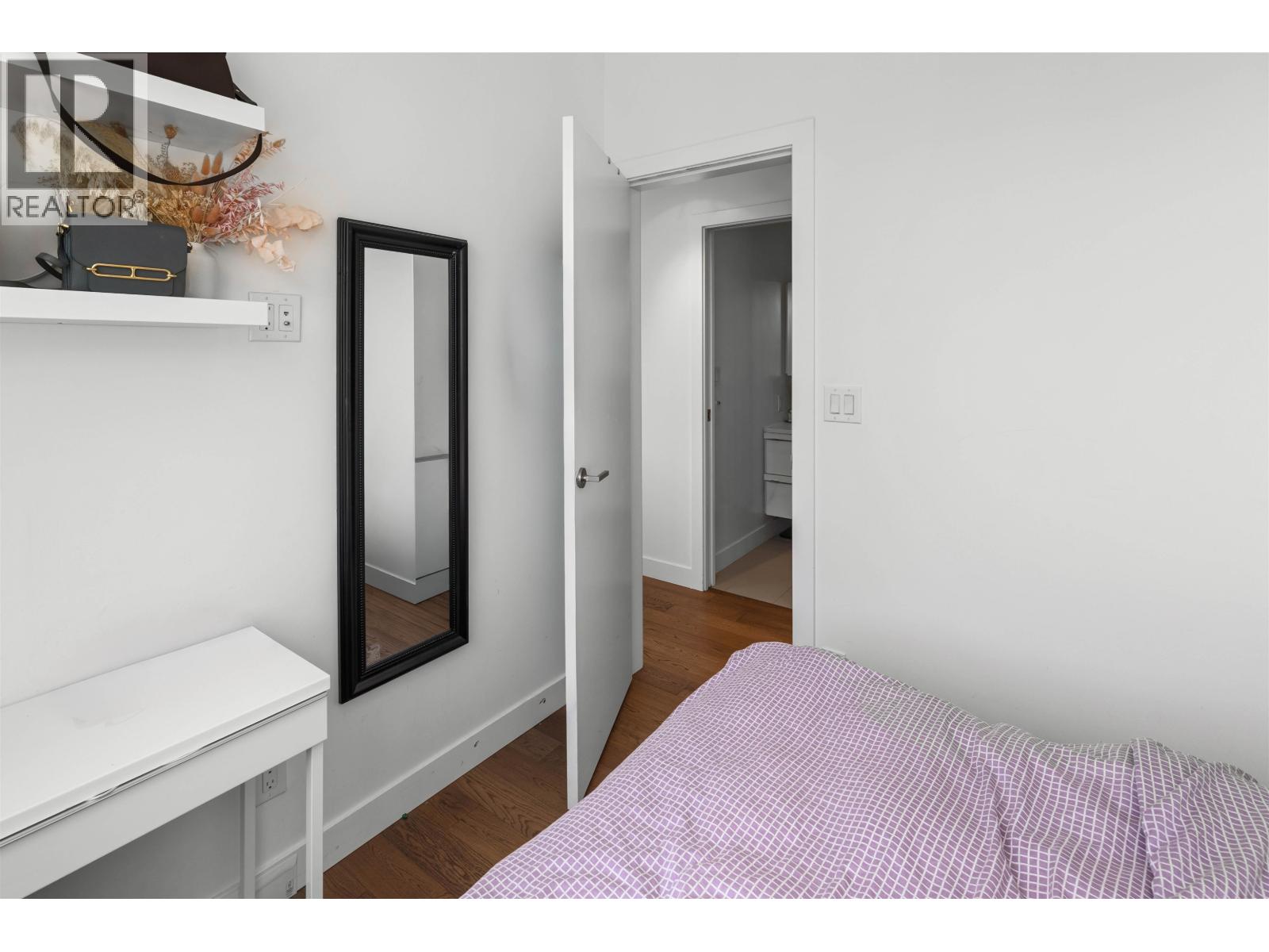 2 Bed, 2 Bath House for Sale in Vancouver – 1001 108 E 1ST AVENUE, Vancouver - Image 7