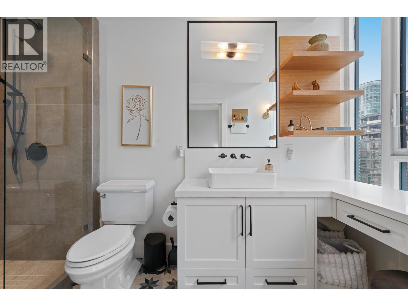 2 Bed, 2 Bath House for Sale in Vancouver – 1903 1189 MELVILLE STREET, Vancouver - Image 18