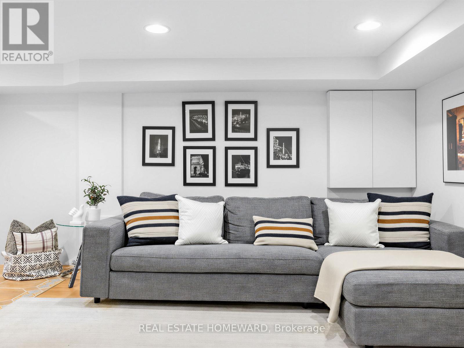 199 LEE AVENUE - 39