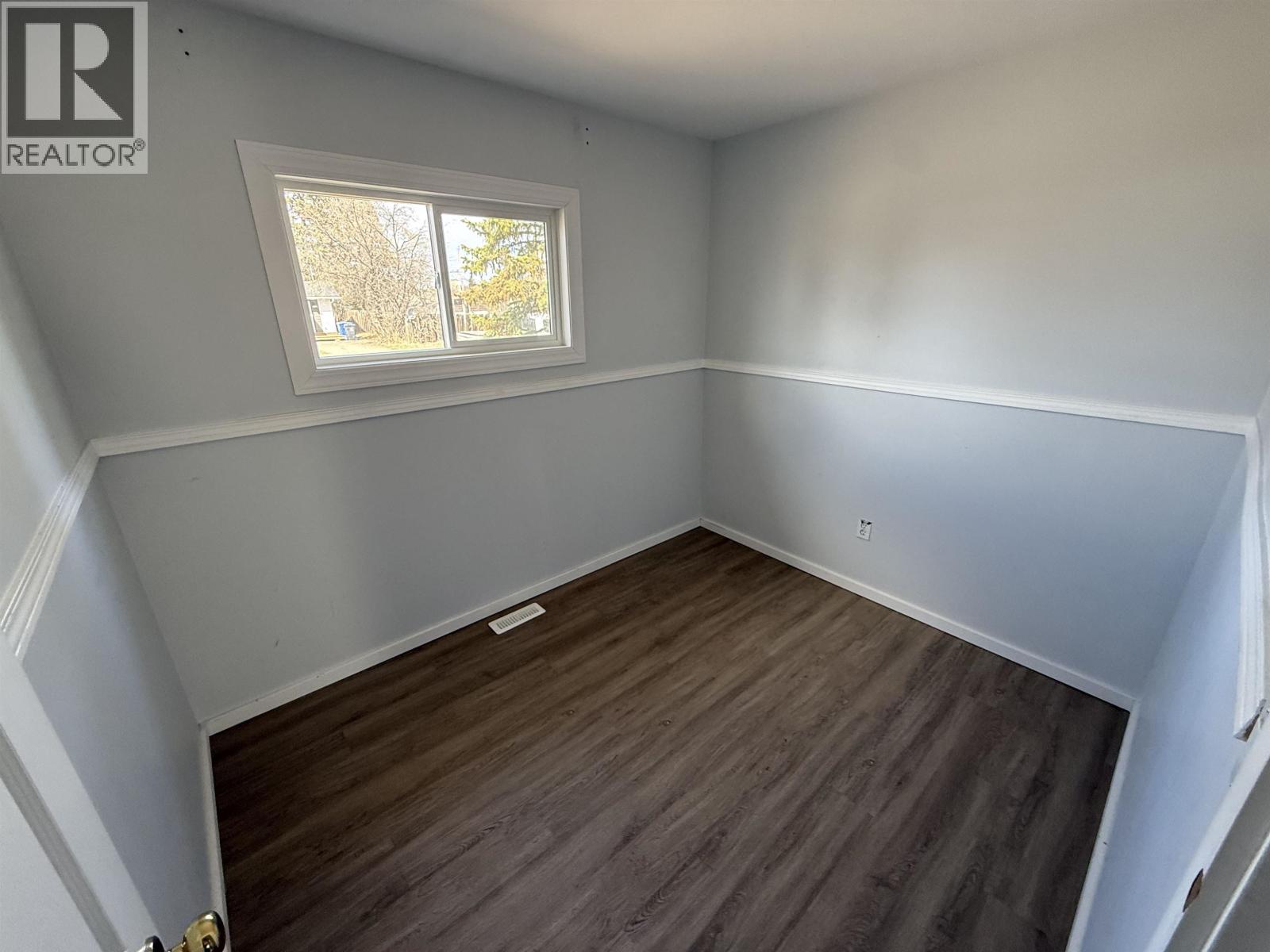 8111 E 97 AVENUE - 9