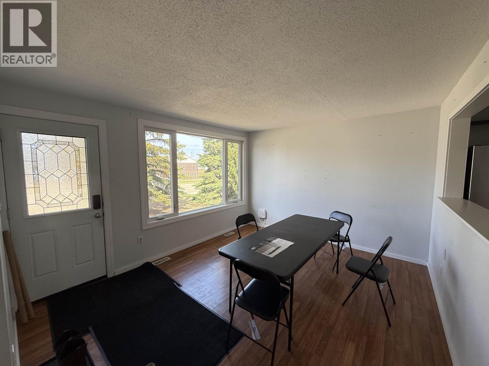 8111 E 97 AVENUE - 4