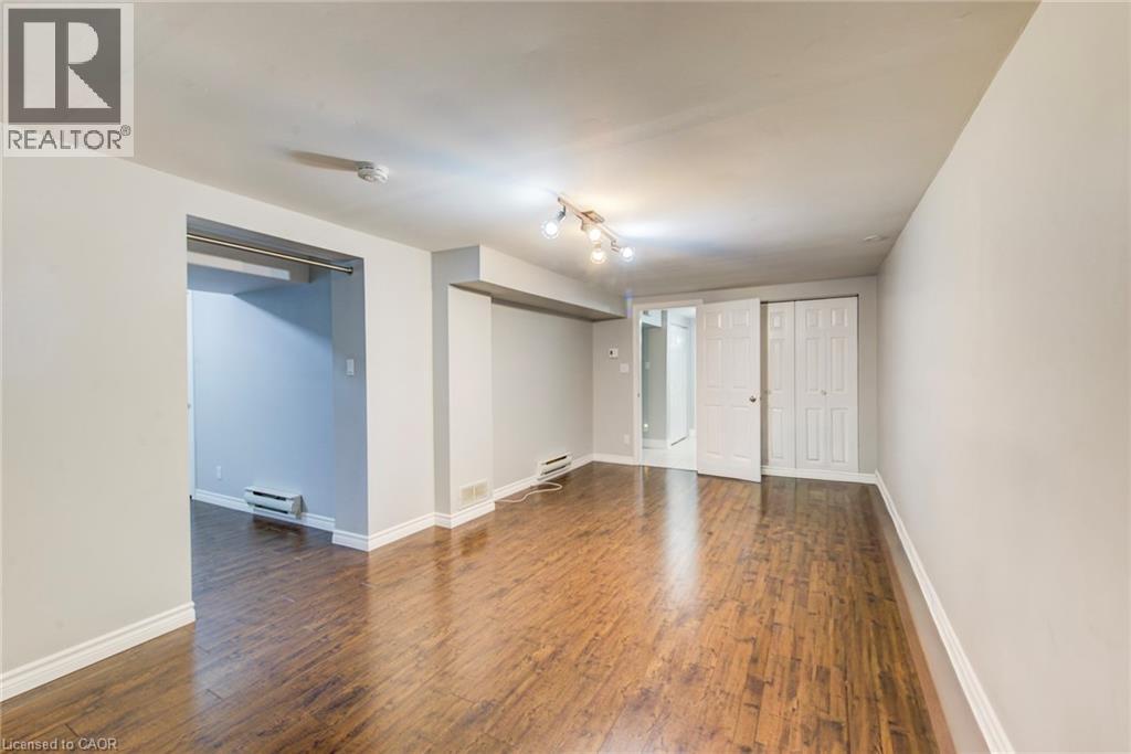 213 UNION Street E Unit# lower