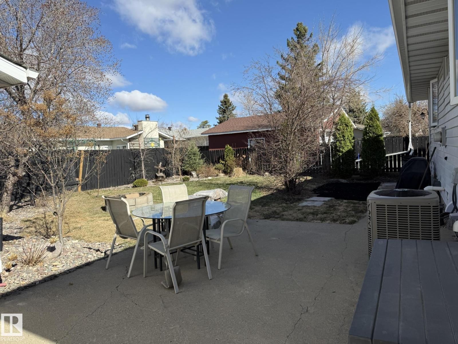 8004 180 ST NW, Edmonton