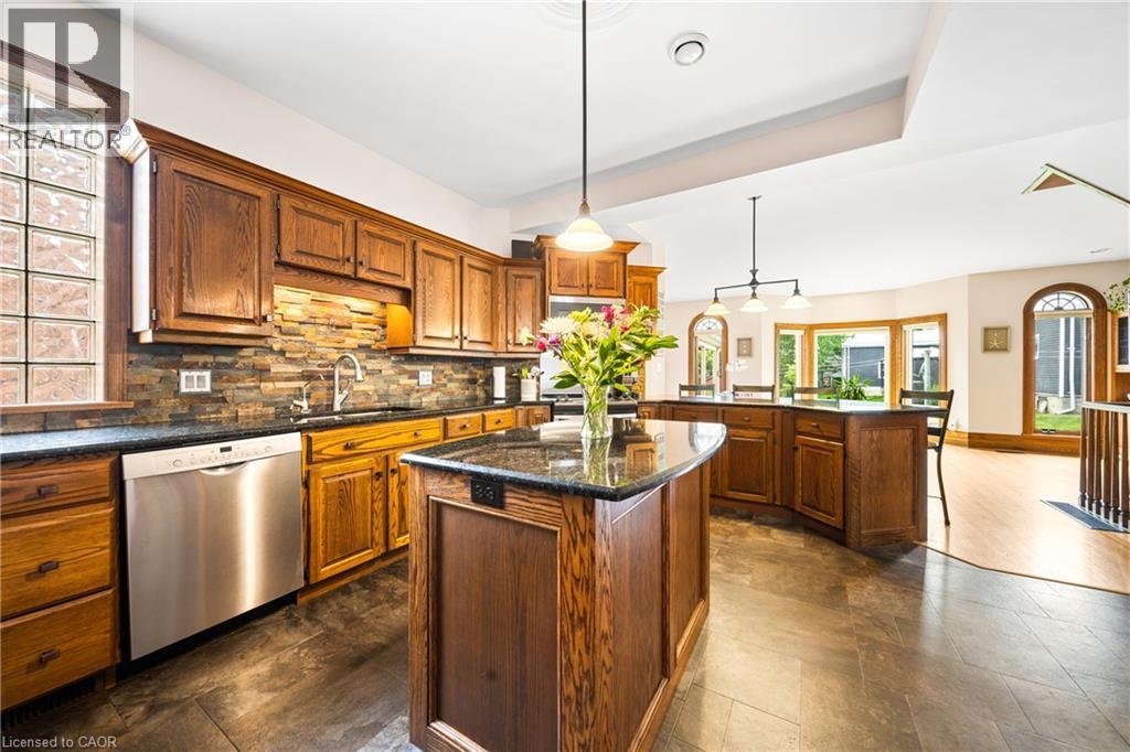 14 GOSHEN Street S, Zurich, Ontario, N0M2T0 — Photo 17
