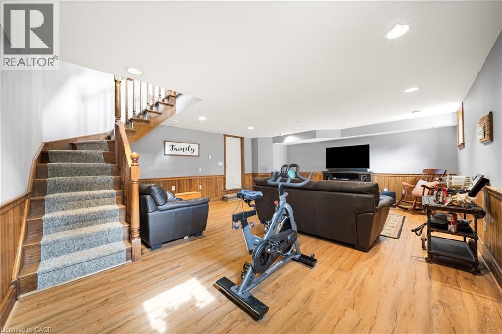 14 GOSHEN Street S, Zurich, Ontario, N0M2T0 — Photo 37