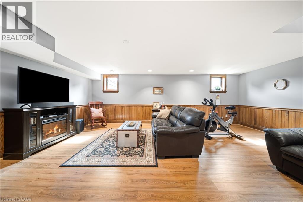 14 GOSHEN Street S, Zurich, Ontario, N0M2T0 — Photo 41
