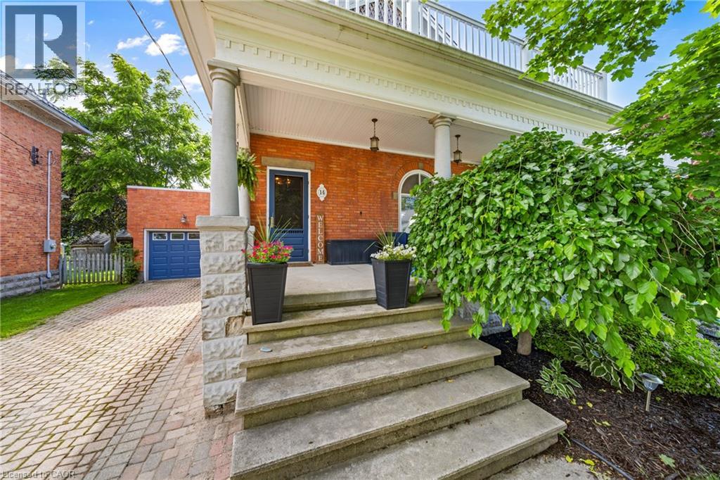 14 GOSHEN Street S, Zurich, Ontario, N0M2T0 — Photo 2