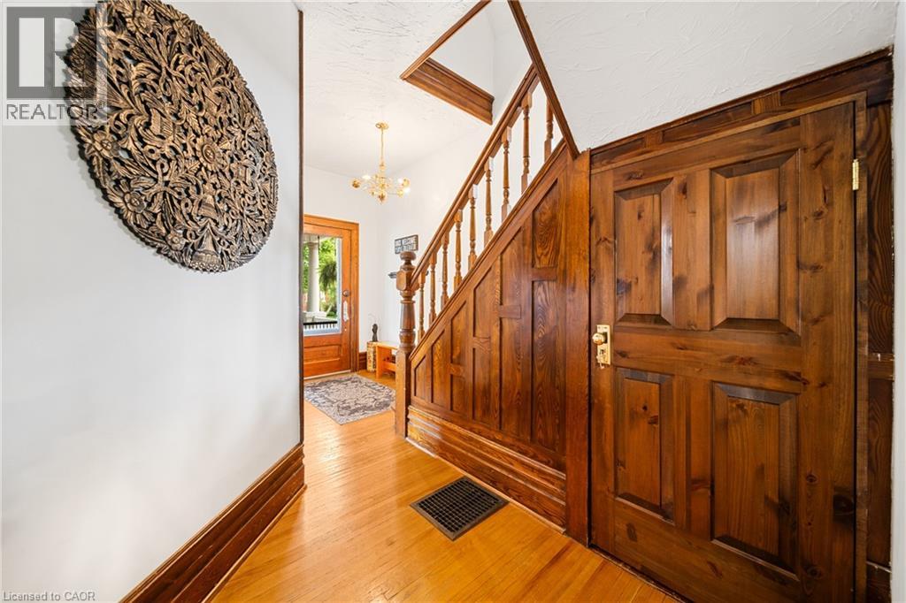 14 GOSHEN Street S, Zurich, Ontario, N0M2T0 — Photo 7