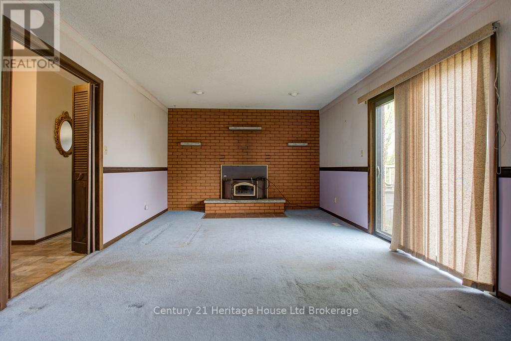 165 PARK ROW - 12