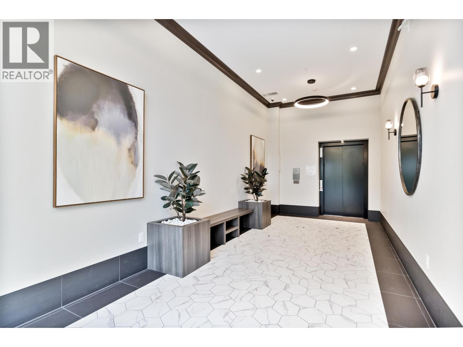 503 22633 SELKIRK AVENUE, Maple Ridge