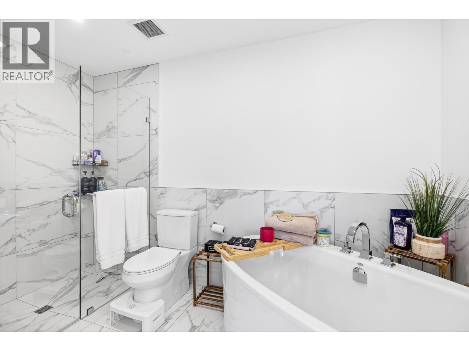 503 22633 SELKIRK AVENUE, Maple Ridge