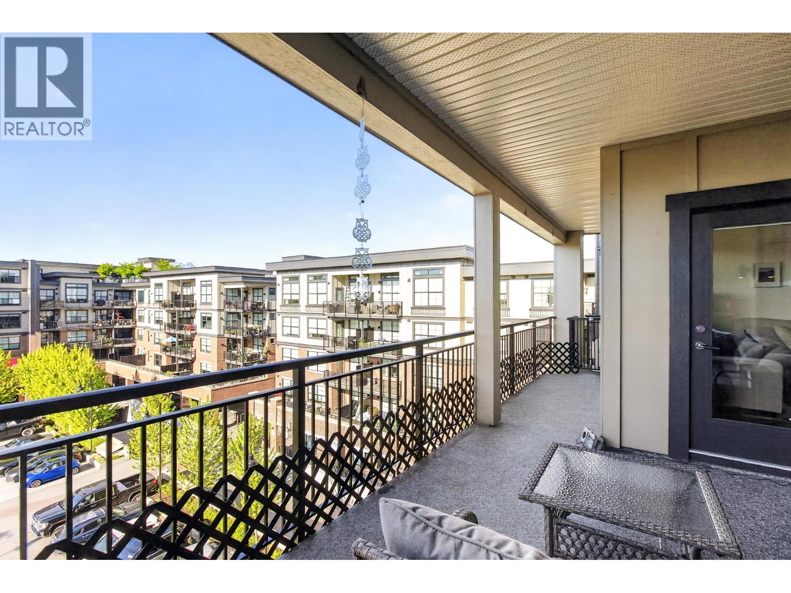 503 22633 SELKIRK AVENUE, Maple Ridge