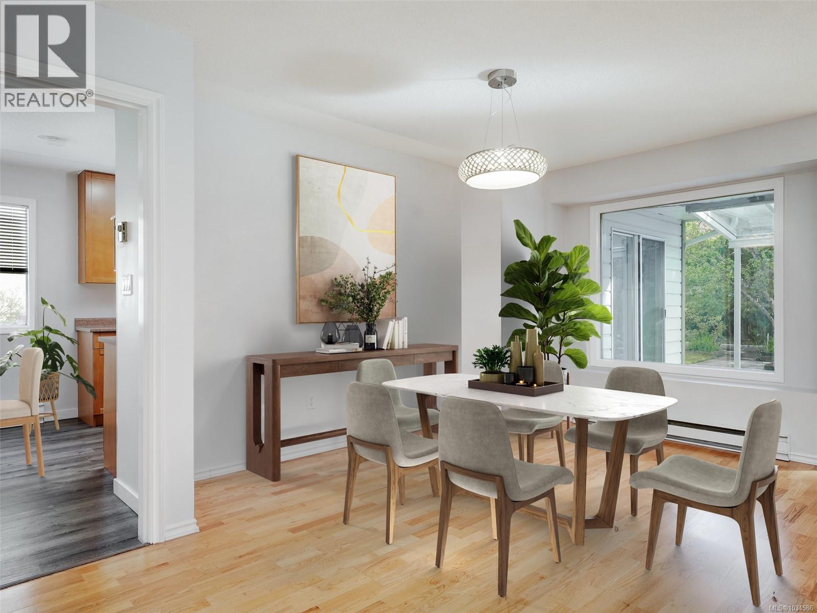  4163 Shelbourne Street, Saanich