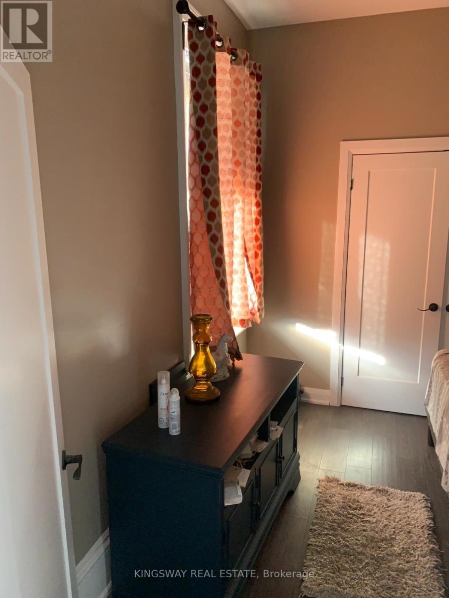 174 MAIN STREET - 9