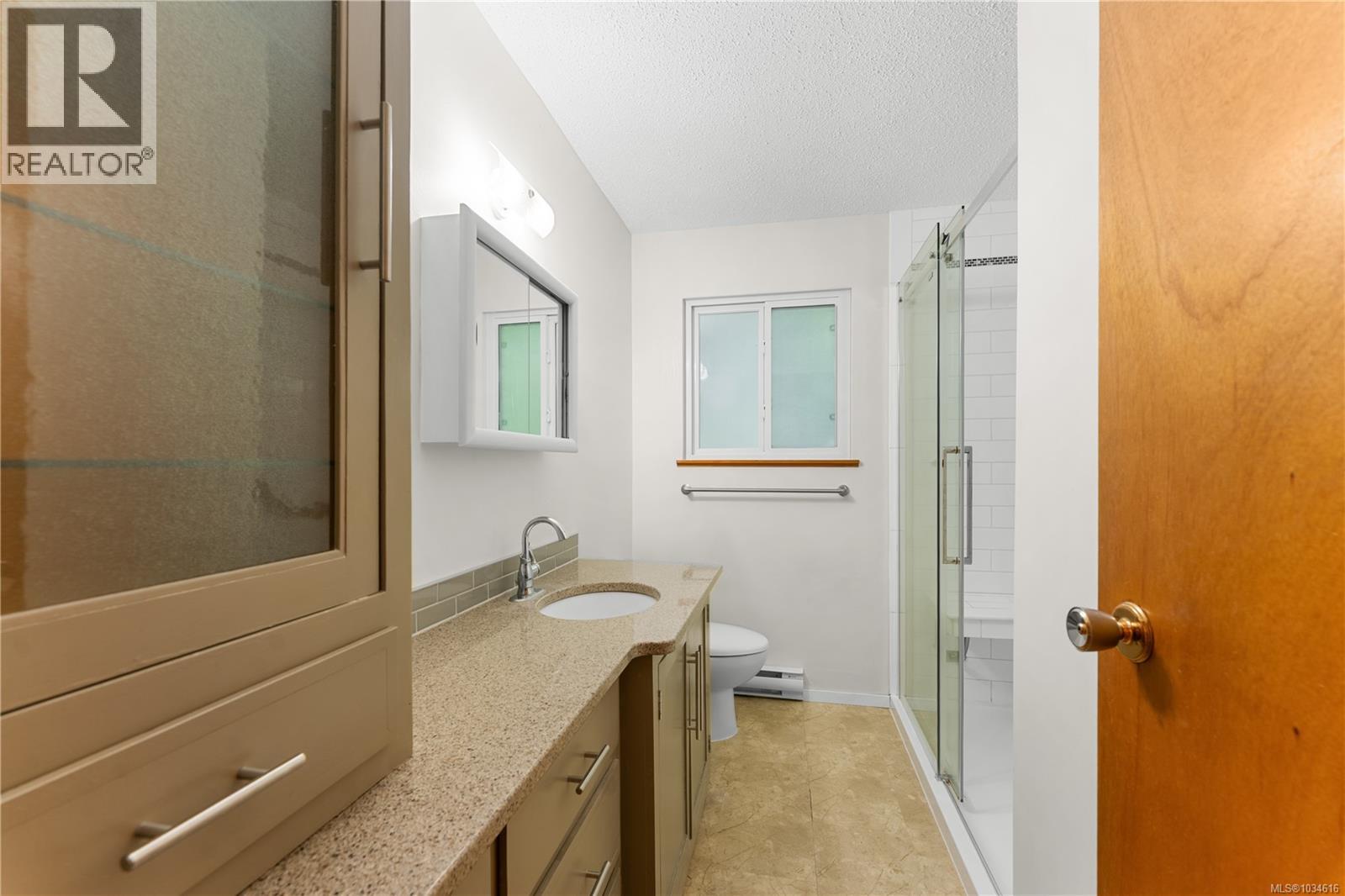 2420 Spring Beach Dr - 15