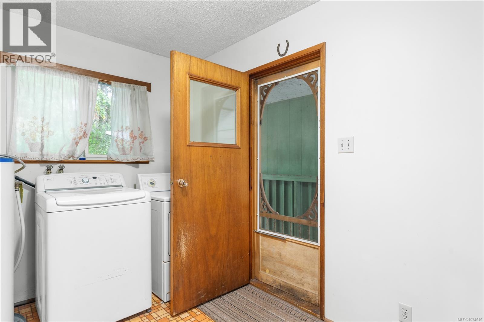 2420 Spring Beach Dr - 18
