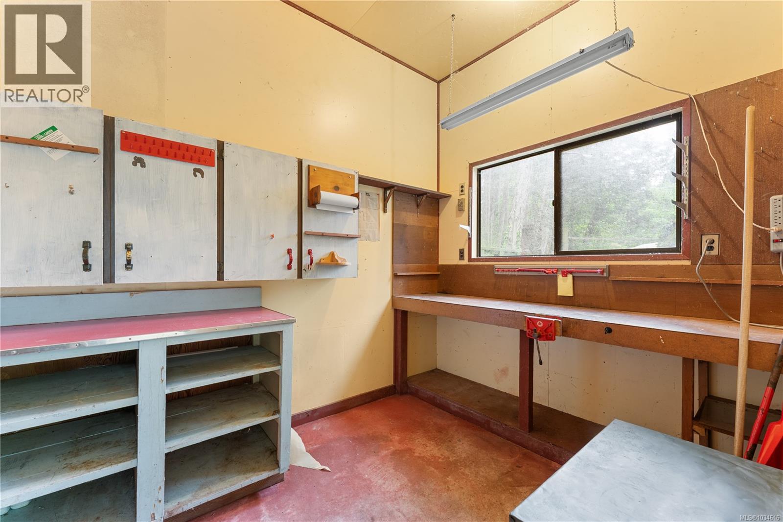 2420 Spring Beach Dr - 20