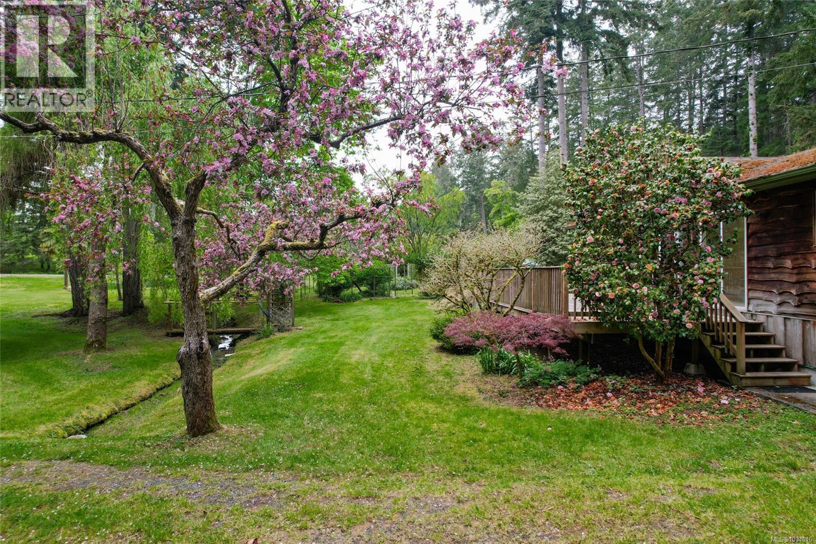 2420 Spring Beach Dr - 23