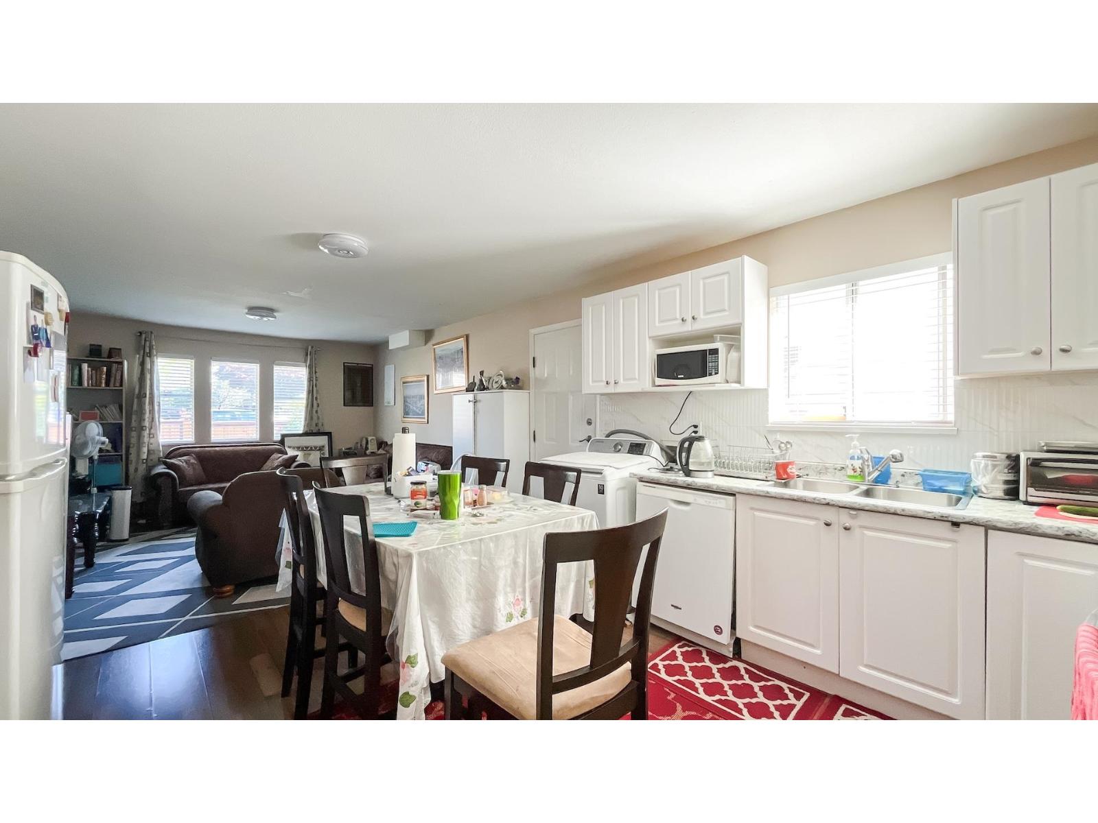 6 Bed, 4 Bath House for Sale in Surrey – 8775 144 STREET, Surrey - Image 23
