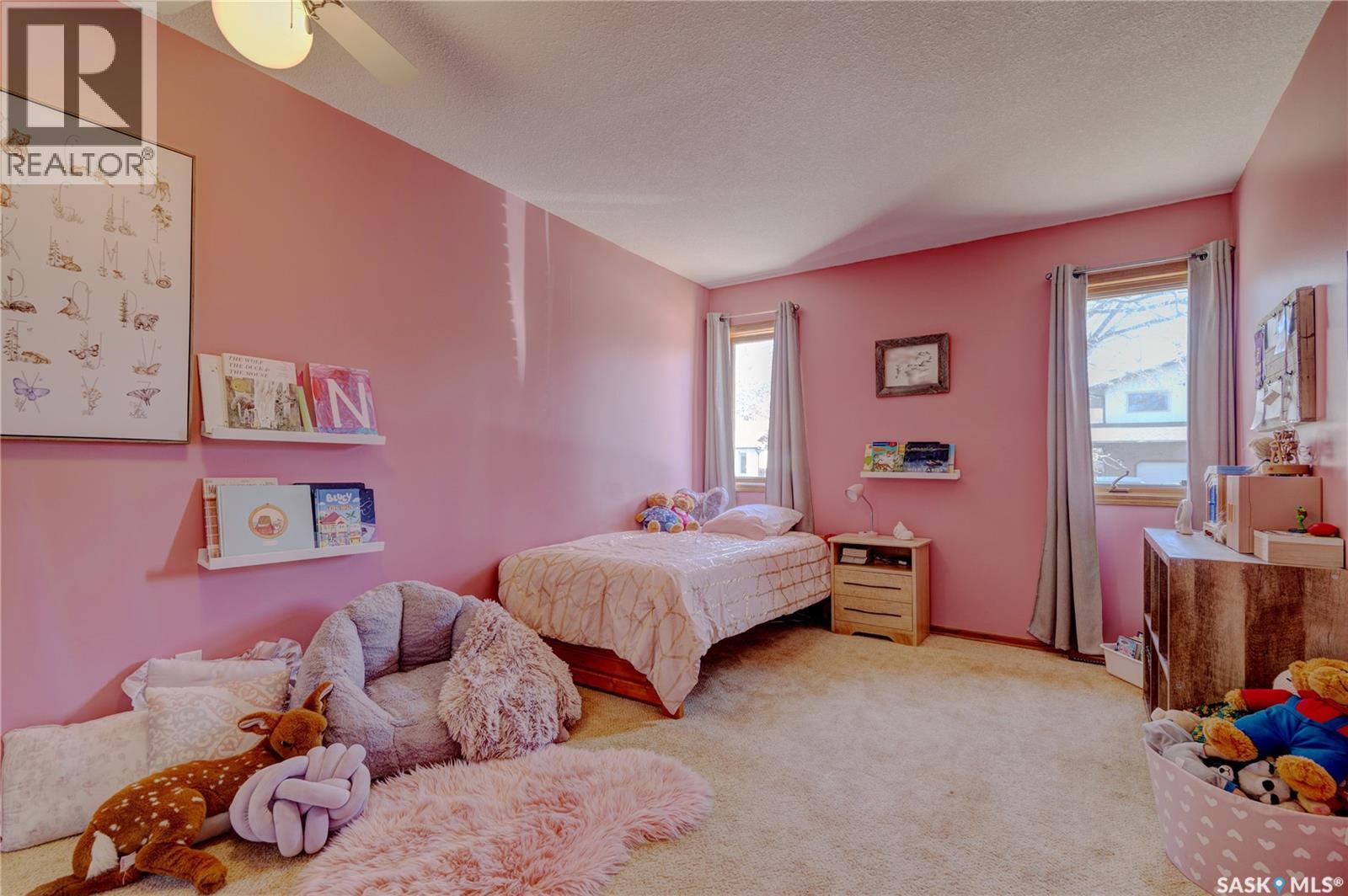 1434 Sidler DRIVE N - 24
