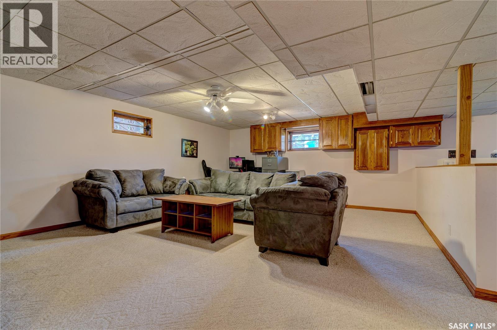 1434 Sidler DRIVE N - 33