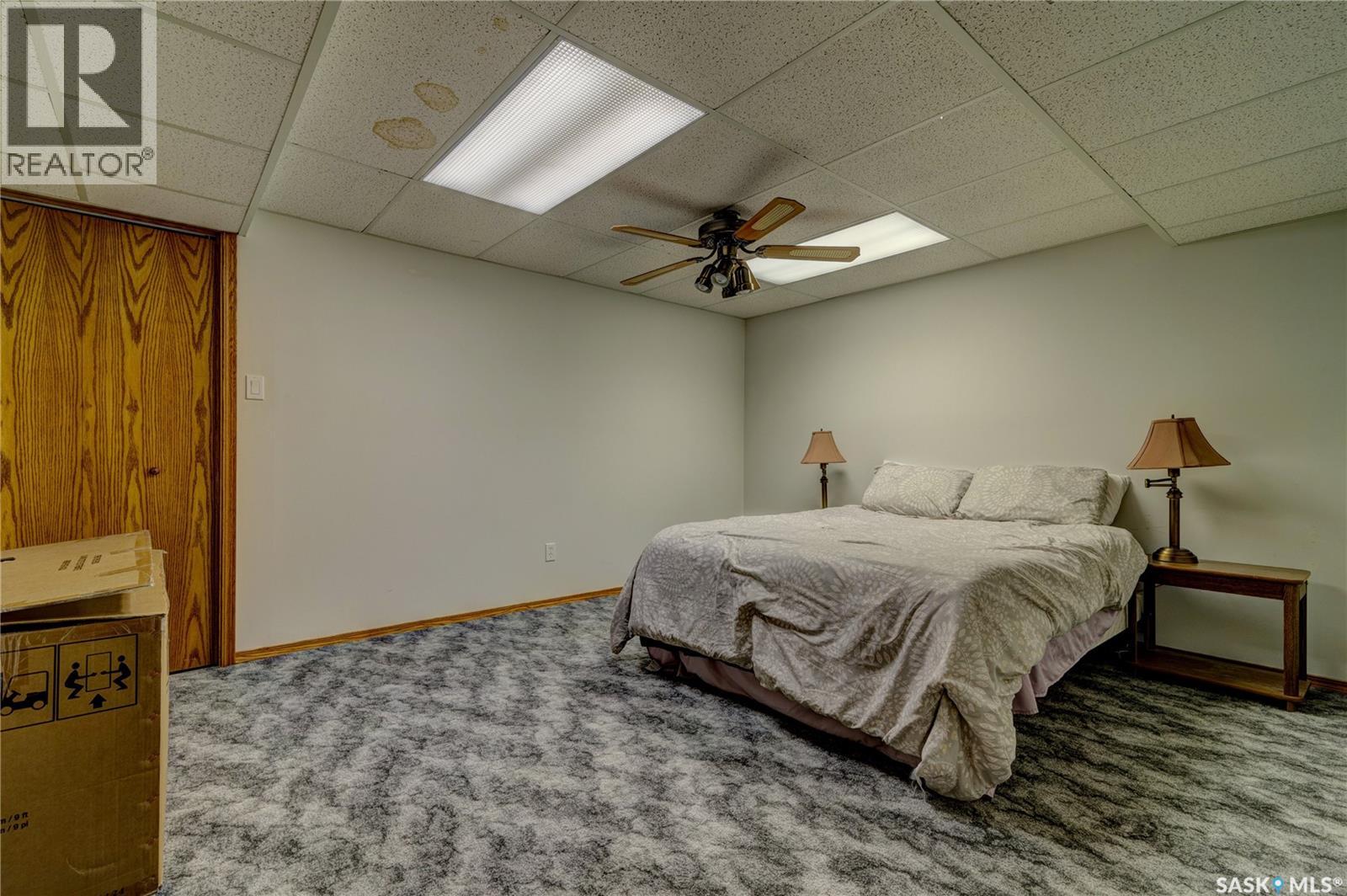 1434 Sidler DRIVE N - 37