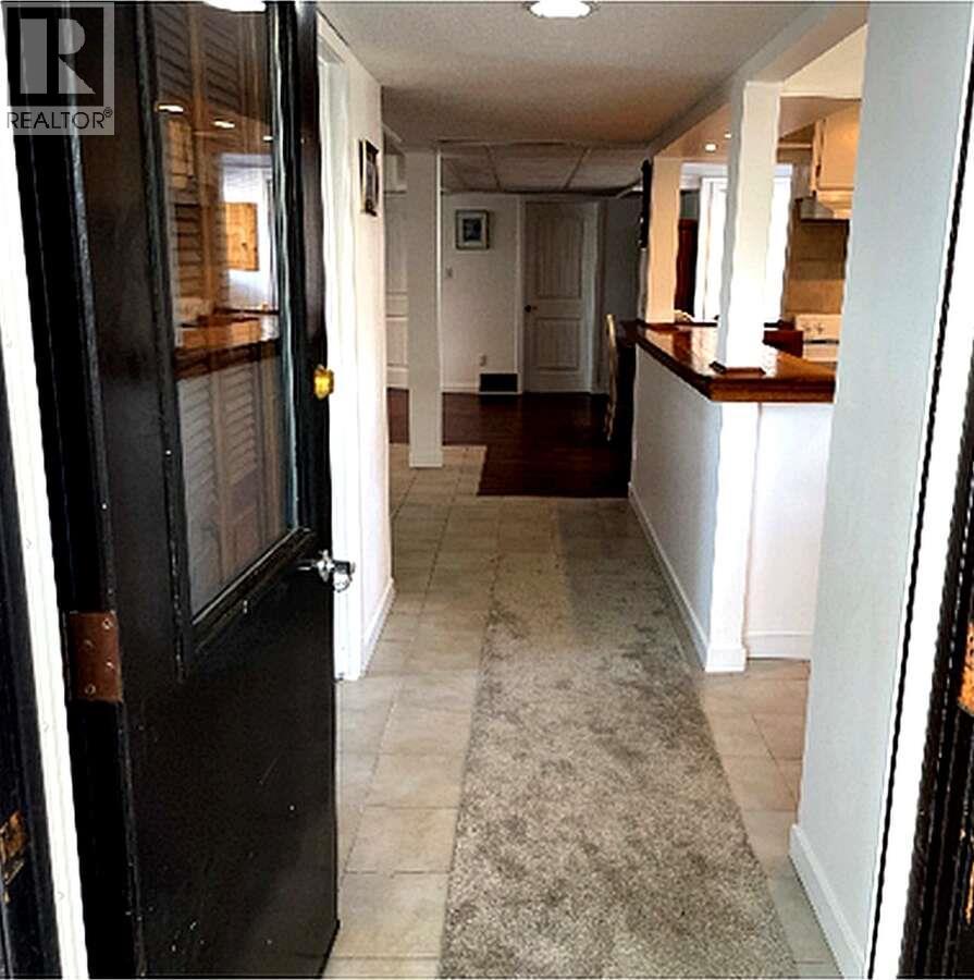9106 Hummingbird Lane, Osoyoos